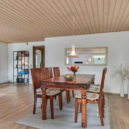 Gorgeous In With Wifi