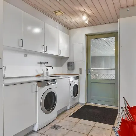 Gorgeous In With Wifi *